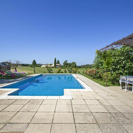 Villa Charmante A La Tour-D'Aigues Avec Piscine Privee Exterior photo