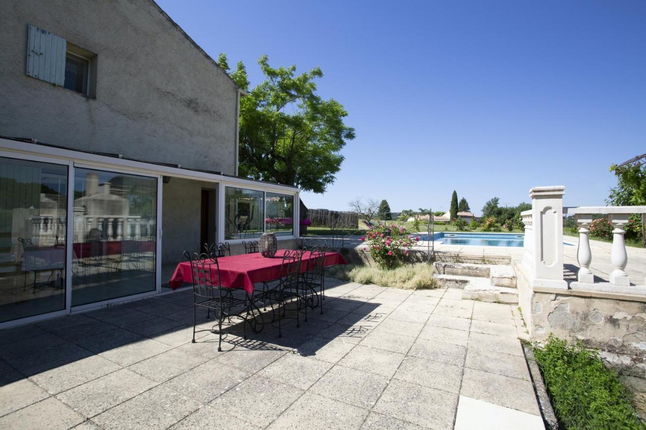 Villa Charmante A La Tour-D'Aigues Avec Piscine Privee Exterior photo
